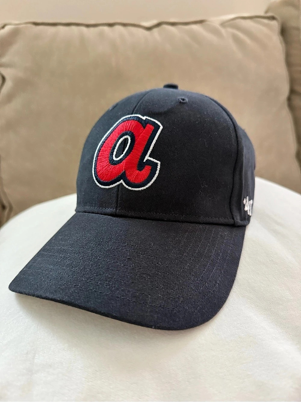 '47 Atlanta Braves Baseball Cap in Black & Red Like New